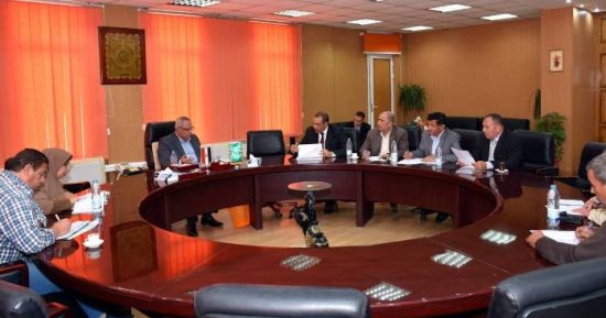 محافظ الشرقية : تشكيل لجنة للتفتيش والمرور على شون وصوامع القمح