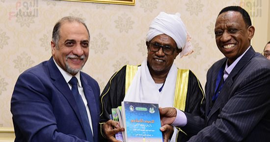 رئيس "تضامن البرلمان" يستقبل وفدا سودانيا من مشايخ الطرق الصوفية - صور