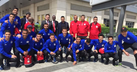 السفارة المصرية فى أنجولا تستقبل بعثة المنتخب لكرة الصالات