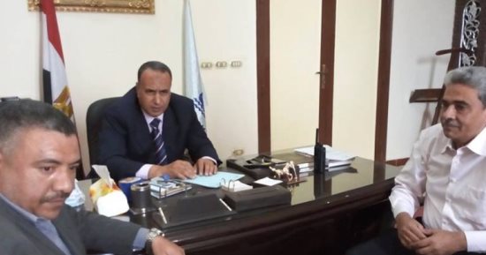 صور.. المشرف على معارض هيئة الكتاب يلتقى محافظ كفر الشيخ استعدادا لمعرض دسوق
