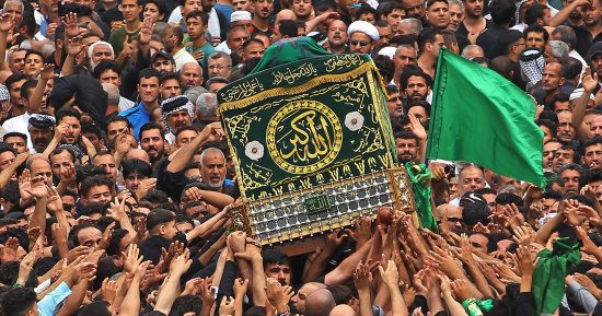 صور.. شيعة العراق يواصلون الاحتفال بذكرى وفاة الإمام موسى الكاظم