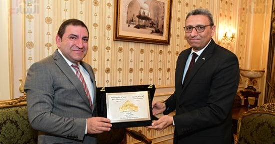 الأمين العام لمجلس النواب يستقبل سفير أذربيجان ويبحثان علاقات البلدين - صور