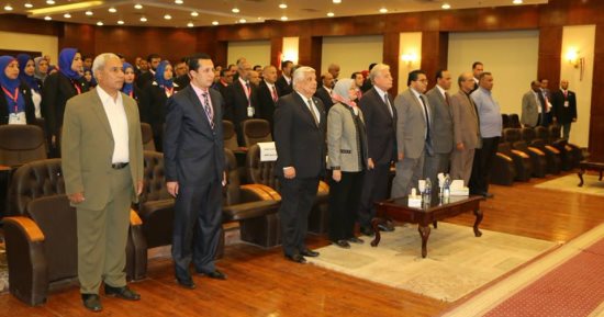 فيديو وصور.. محافظ جنوب سيناء يكرم الفائزين فى ملتقى الموهوبين