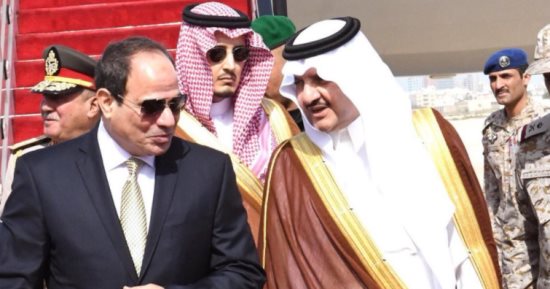 حساب القمة العربية على تويتر ينشر صورة وصول الرئيس السيسى إلى السعودية