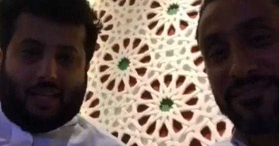 فيديو.. تركى آل شيخ يهنئ سامى الجابر برئاسة نادى الهلال السعودى