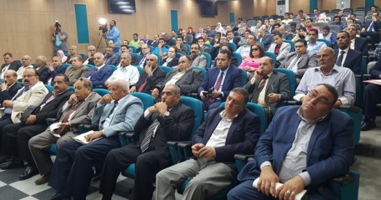 صور.. بدء ندوة "ريادة الأعمال والمشروعات الصغيرة والمتوسطة" بأسيوط