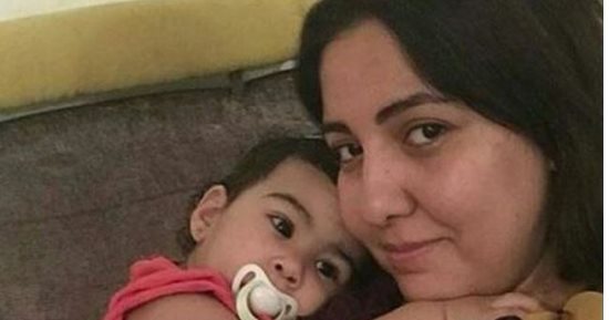 مى كساب لجمهورها: "أنا سوبر ماما.. ادعوا لى أولد بالسلامة"