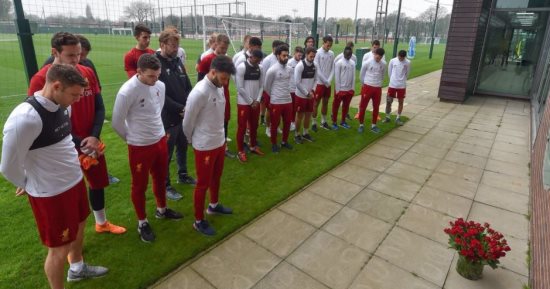 محمد صلاح عن ضحايا الريدز بكارثة ملعب "هيلسبره": "أبداً ..لن ننساكم"