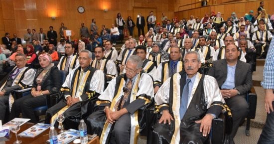 صور.. أسماء المكرمين فى عيد العلم بجامعة أسيوط والفائزين بجوائز علمية
