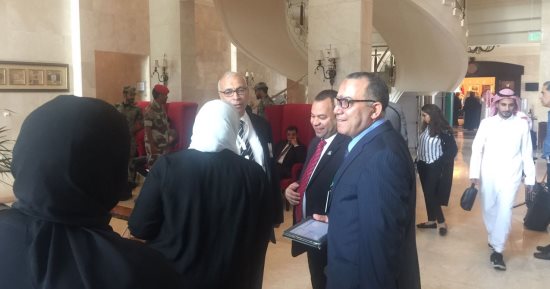 الوفود الصحفية والإعلامية تستعد للتوجه لمقر انعقاد القمة العربية بالسعودية