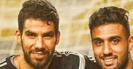 شريف إكرامى يطمئن على حارس الزمالك بعد إصابة الصليبى