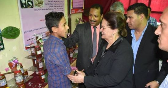 صور ..محافظ البحيرة تشهد ختام الأنشطة التربوية بمركز كفر الدوار