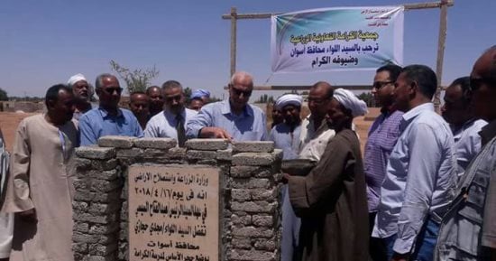 صور.. محافظ أسوان يضع حجر الأساس لمدارس بمشروع وادى النقرة