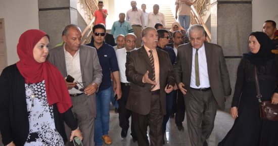 محافظ الإسماعيلية يشكل لجنة لتطوير ورفع كفاءة المسرح الرومانى