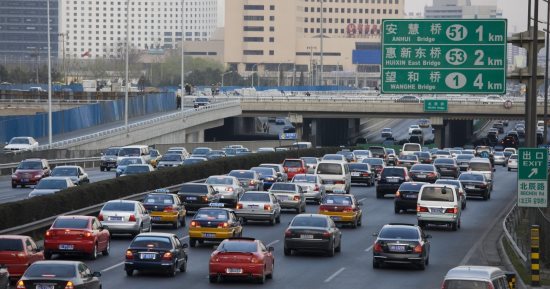 "على بابا" الصينية تقتحم عالم السيارات ذاتية القيادة وتبدأ اختبارها