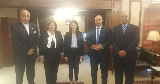 وفد "المرشدين السياحيين" يلتقى رانيا المشاط لبحث مشاكل النقابة