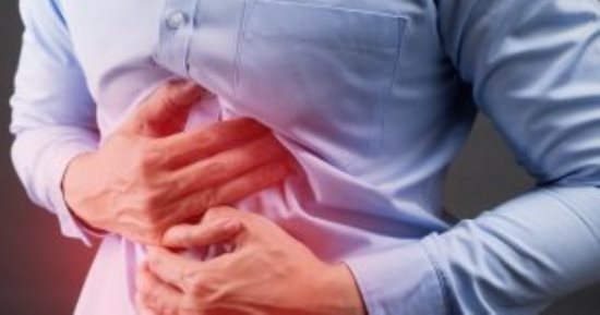 استخدم الطب البديل وعالج قرحة المعدة