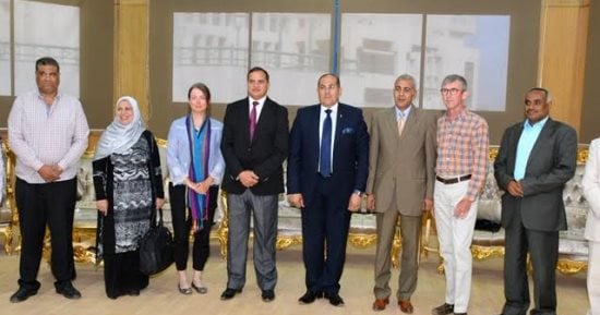 محافظ سوهاج يلتقى أعضاء البعثة الأمريكية بأبيدوس لمناقشة تطوير المنطقة 