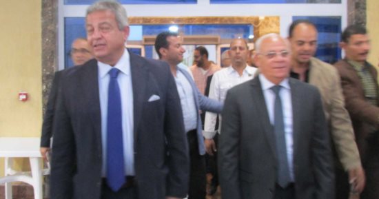 صور ... وزير الشباب ومحافظ بورسعيد يتفقدان المدينة الرياضة  بحى الضواحى