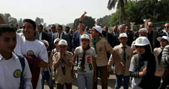 وزيرا الرى والآثار ومحافظ القليوبية يشاركون فى ماراثون الدراجات البخارية لطلاب المدارس 