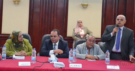 الصحة: 24.7% من المصريين يعانون من أعراض نفسية و7% مصابون بمرض نفسى.. فيديو وصور