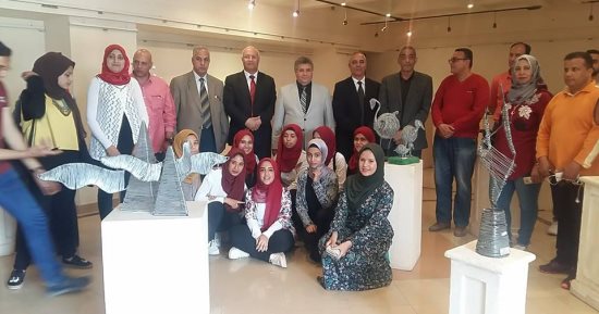 30 عملا فنيا لطلاب نوعية بنها فى معرض بقصر الثقافة