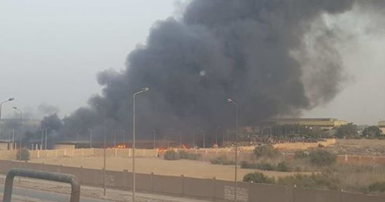 الحماية المدنية تسيطر على حريق نشب فى 20 منزلا بالرزيقات بالأقصر
