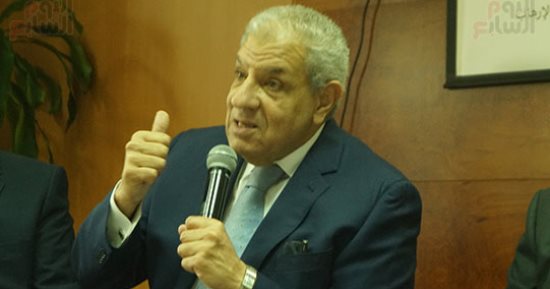 اليوم.. لجنة تنمية جنوب الوادى برئاسة "محلب" تستكمل جولتها بأسوان