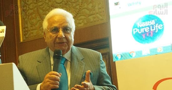 أحمد عكاشة: "مفيش اكتئاب فى مصر.. ونعانى انخفاض الروح المعنوية"  - صور