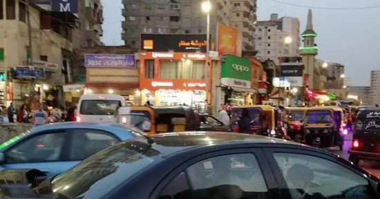 حالة المرور اﻵن.. كثافات مرتفعة بمحاور القاهرة و الجيزة بسبب زيادة اﻷحمال 