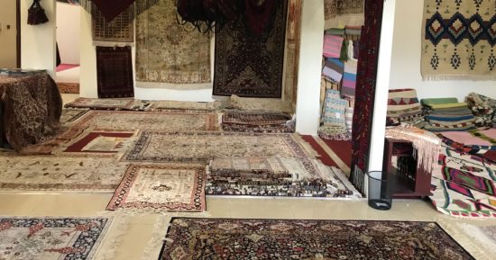 منتجات "سجاد أبيس" تغزو الأسواق الإماراتية خلال افتتاح معرض مصرى بالشارقة