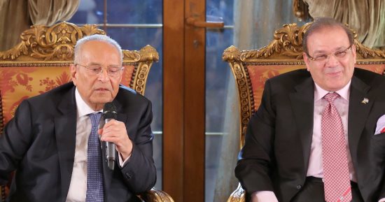 الليلة.. حسن راتب يكرم ابو شقة والسيد البدوى فى ليلة حب من أجل مصر بصالون المحور