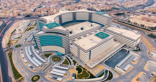 المقاولون العرب تفوز بجائزة التميز 2017 عن مستشفى جابر الصباح بالكويت