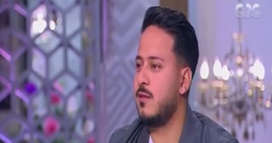 فيديو.. كريم عفيفى يكشف سبب دخوله الفن: "كان نفسى أطلع مطرب زى محمد فؤاد"