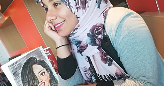 صور.. قارئة تشارك "اليوم السابع" بموهبتها فى الرسم 