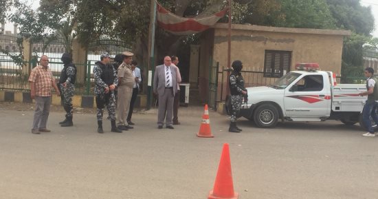 صور.. مدير أمن القليوبية يشن حملة أمنية بالقناطر الخيرية