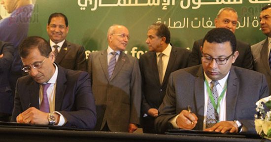 البيئة: 570 مليون جنيه استثمارات بالمرحلة الثالثة لإدارة المخلفات بـ4 محافظات - صور