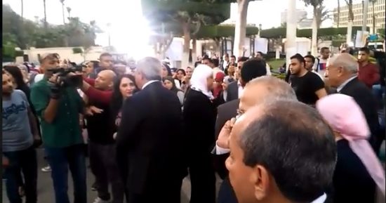فيديو.. مزمار بلدى فى جامعة القاهرة لافتتاح حفل "إبداع"