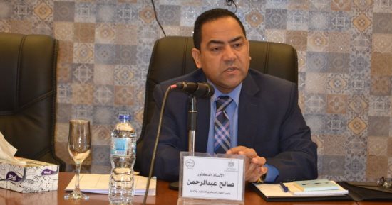التنظيم والإدارة ينتهى من دراسة ترقية 1151 موظفا بالجهاز الإداري للدولة