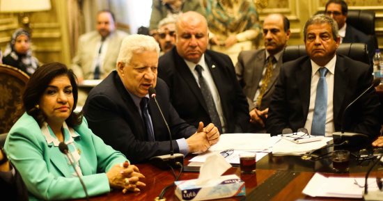 وزير الرياضة لرئيس الزمالك: لو شايف إنى تجاوزت قاضينى.. ومرتضى: اشتكيتك لربنا