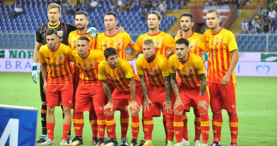 رسمياً.. بينيفينتو أول الهابطين من الدورى الإيطالى للدرجة الثانية