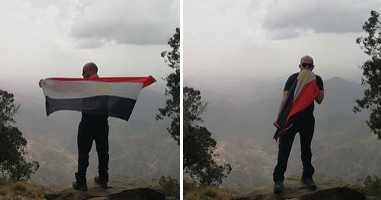 بعد رفعه علم مصر أعلى قمة بالسعودية.. إسلام مكاوى للشباب: "حب وطنك"