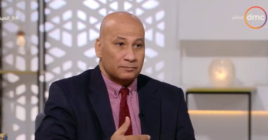 استشاري طب نفسي عن خطورة الإنترنت: شخص خسّر والده 2.3 مليون جنيه في ألعاب القمار أون لاين