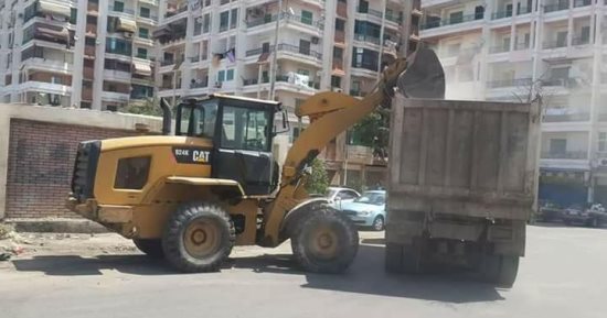 حملة لإزالة العشش العشوائية وتحرير محاضر للمخالفين بحى الزهور ببورسعيد  