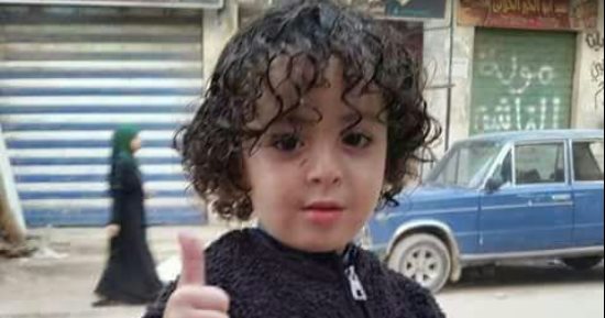 دماء محمد تطارد أمه وزوجها.. بائع دواجن يتهم زوج طليقته بقتل نجله 
