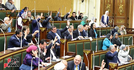 ننشر التقرير البرلمانى حول مشروع قانون تقنين أوضاع "أوبر وكريم"