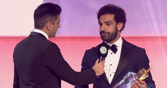 محمد صلاح: فخور بجائزة الأفضل فى إنجلترا.. وأتمنى الفوز بدورى الأبطال