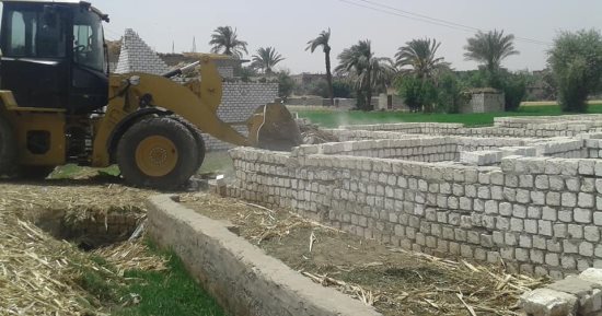 إزالة 57 حالة تعد على أراضى زراعية وأملاك دولة بمساحة 2 فدان بالقوصية