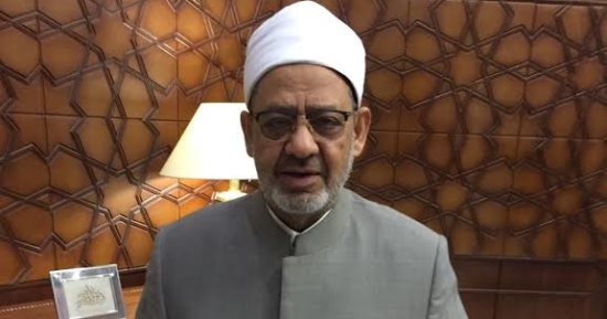 عميد الدراسات بأزهر المنصورة: طالبة "الحضن" تقدمت بالتماس لشيخ الأزهر 