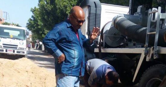 شركة مياه القناه تنتهى من إصلاح طفح مياه الصرف بالغطوس بالقنطرة شرق